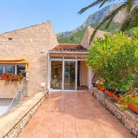 Vista Villa *